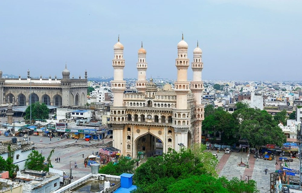 Hotel Aikaa at Charminar